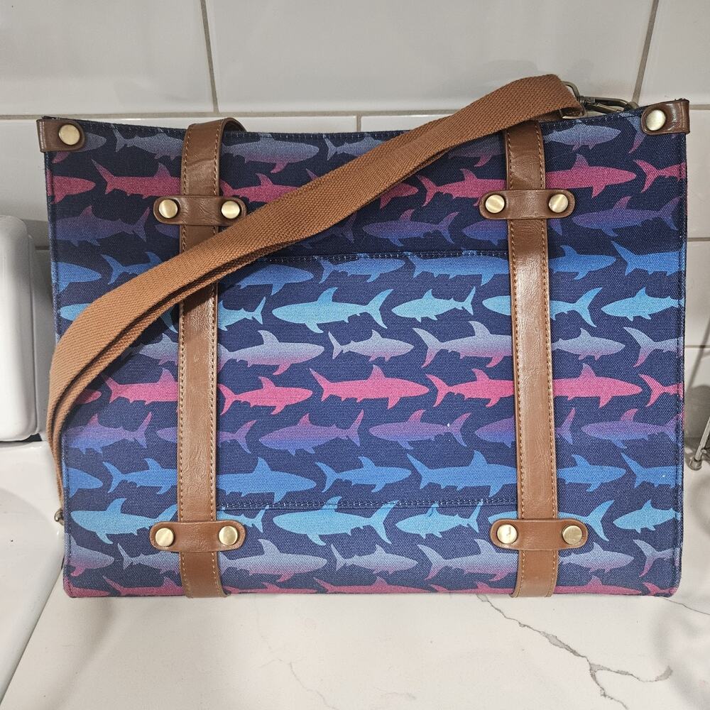 RARE!!! ModCloth Camp Director Bag In Ombre Shark Pattern Crossbody